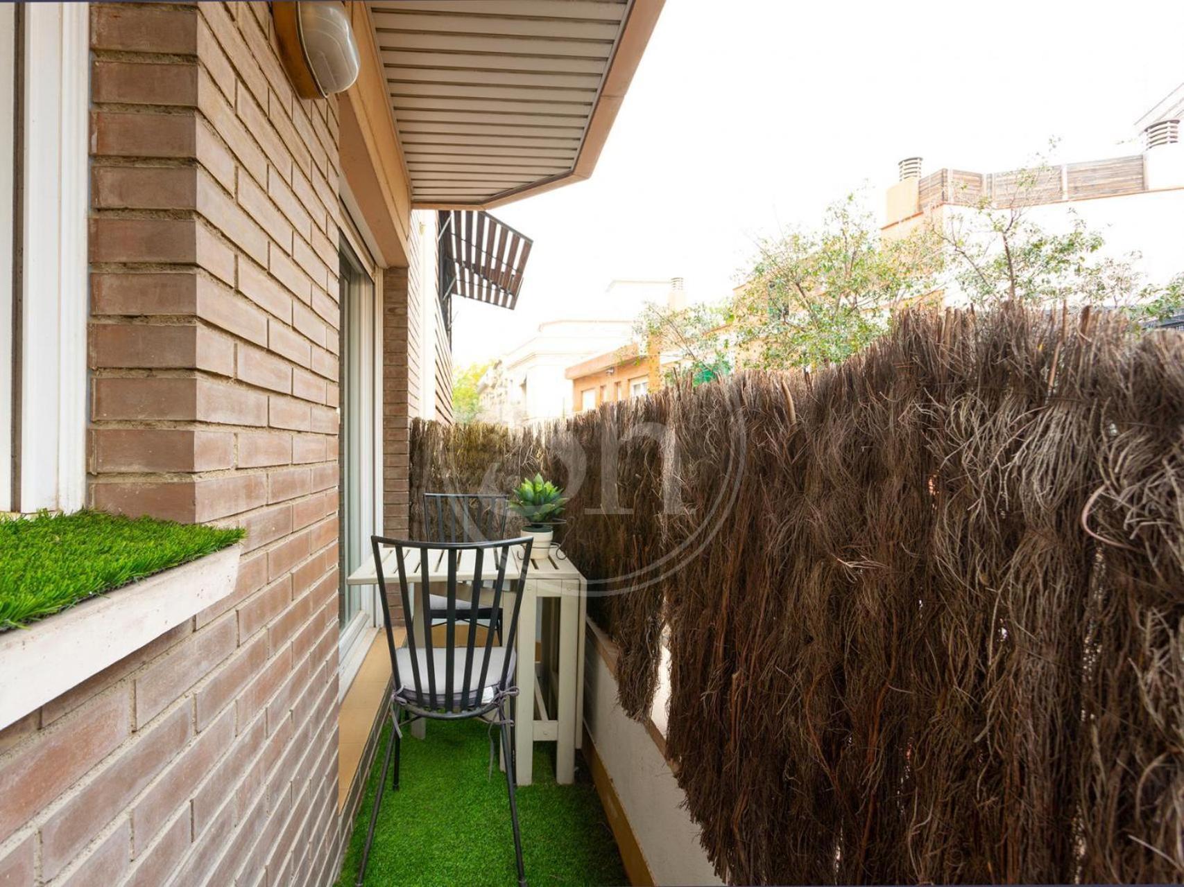 Bonito Apartamento En Gracia Barcelona Exterior photo